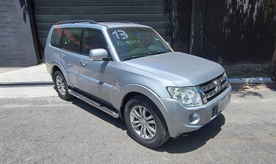 MITSUBISHI PAJERO FULL 3.2 HPE 4X4 16V TURBO INTERCOOLER DIESEL 4P AUTOMÁTICO